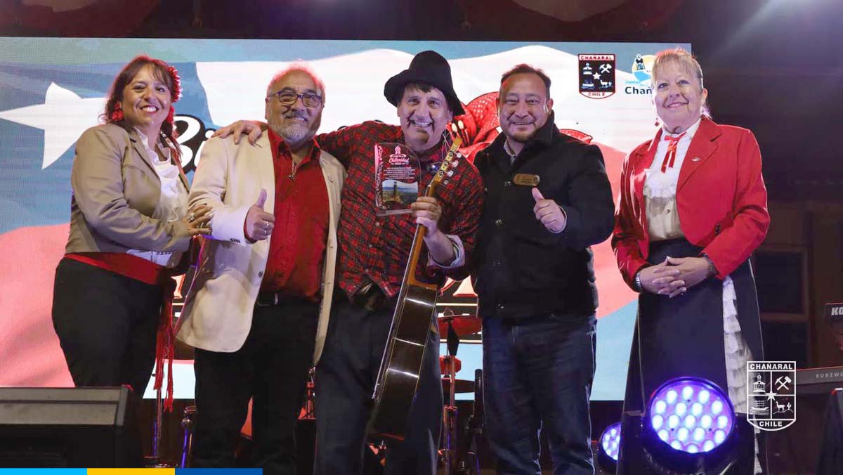 El folclorista El Clavel puso el humor en esta especial fiesta de la chilenidad