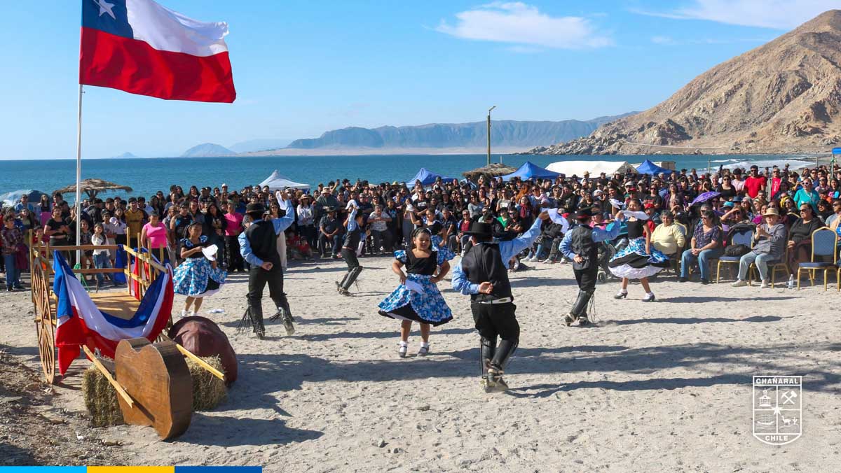 Con una masiva convocatoria y un ambiente marcado por las tradiciones de Fiestas Patrias