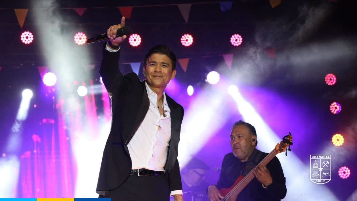 Con música, baile y una multitud que acompañó cada presentación, Chañaral conmemoró sus 193 años de historia